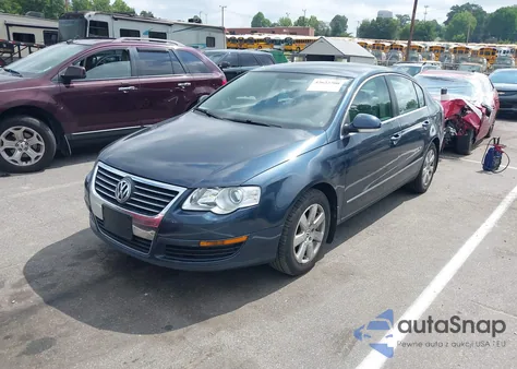 2007 Volkswagen Passat 2.0T z USA, uszkodzony, nr VIN WVWAK73C37P007958